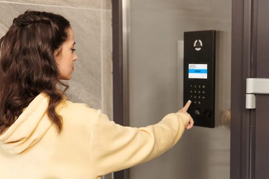 Intercoms Installation